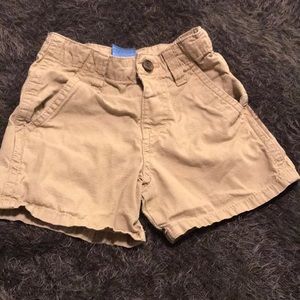 2T Boys Shorts creme color
